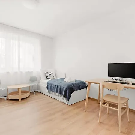 Bright Design Loft With Balcony