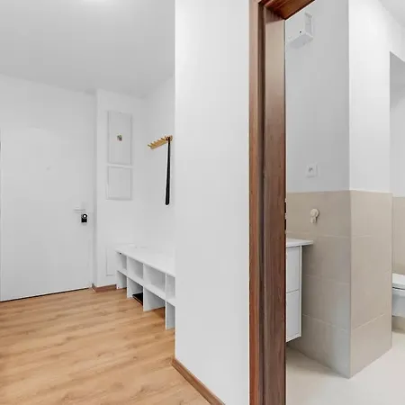 Daire Bright Design Loft With Balcony Bratislava