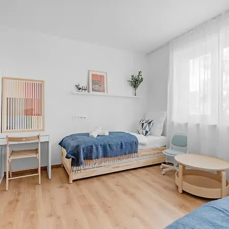 Daire Bright Design Loft With Balcony *