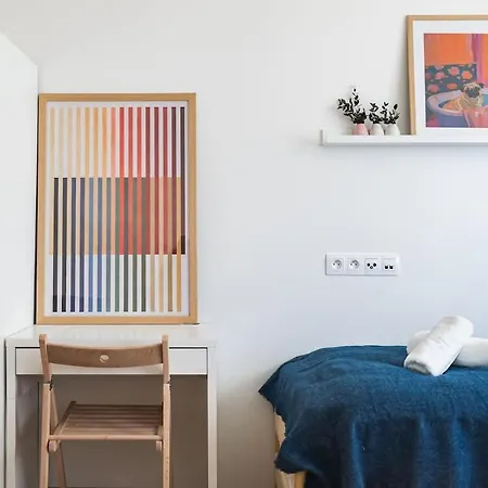 Bright Design Loft With Balcony Appartement