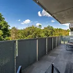 Bright Design Loft With Balcony *