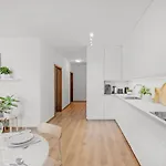Bright Design Loft With Balcony Διαμέρισμα Μπρατισλάβα