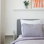 Bright Design Loft With Balcony Μπρατισλάβα